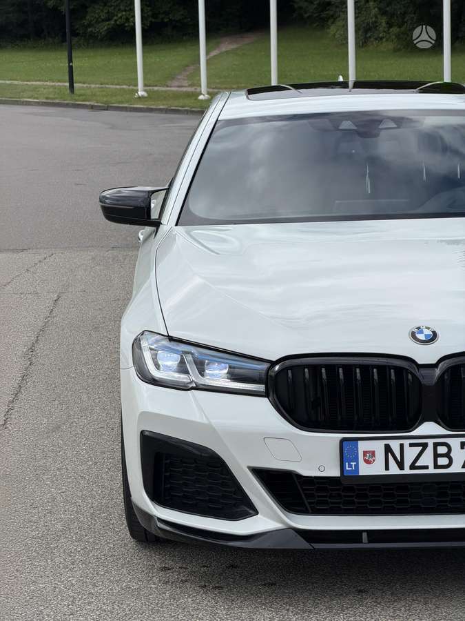 BMW 520, 2.0 l., Седан