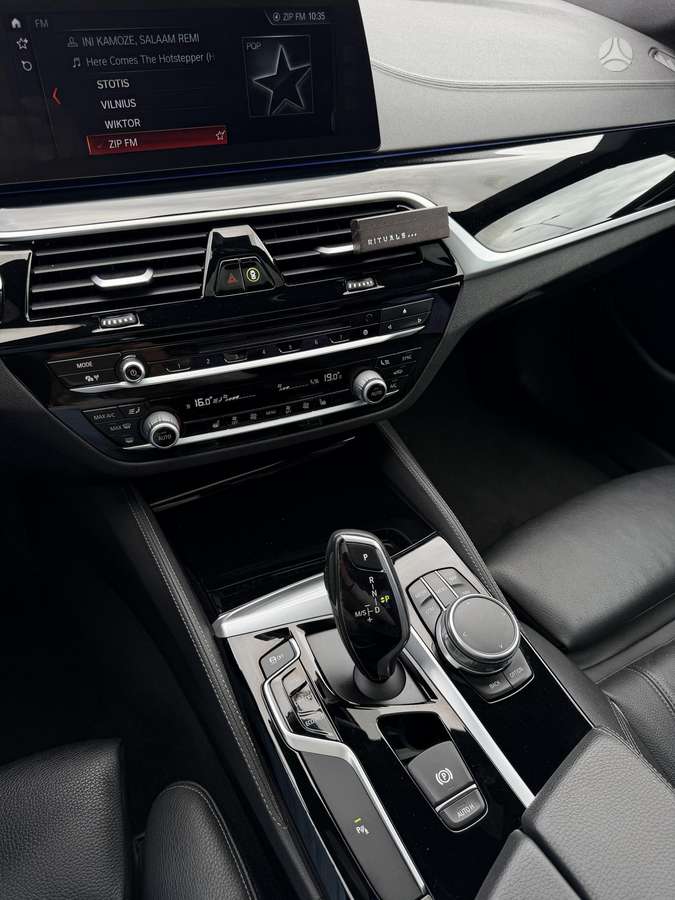 BMW 520, 2.0 l., Седан