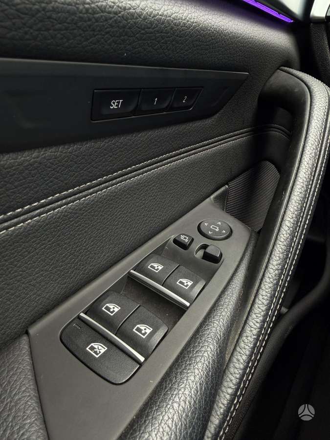 BMW 520, 2.0 l., Седан
