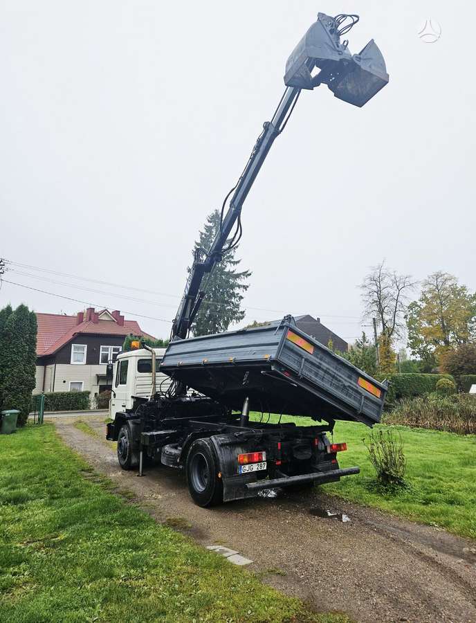 MAN 18.272, dumpers with crane