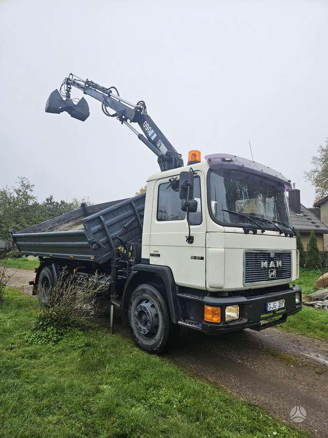 MAN 18.272, dumpers with crane