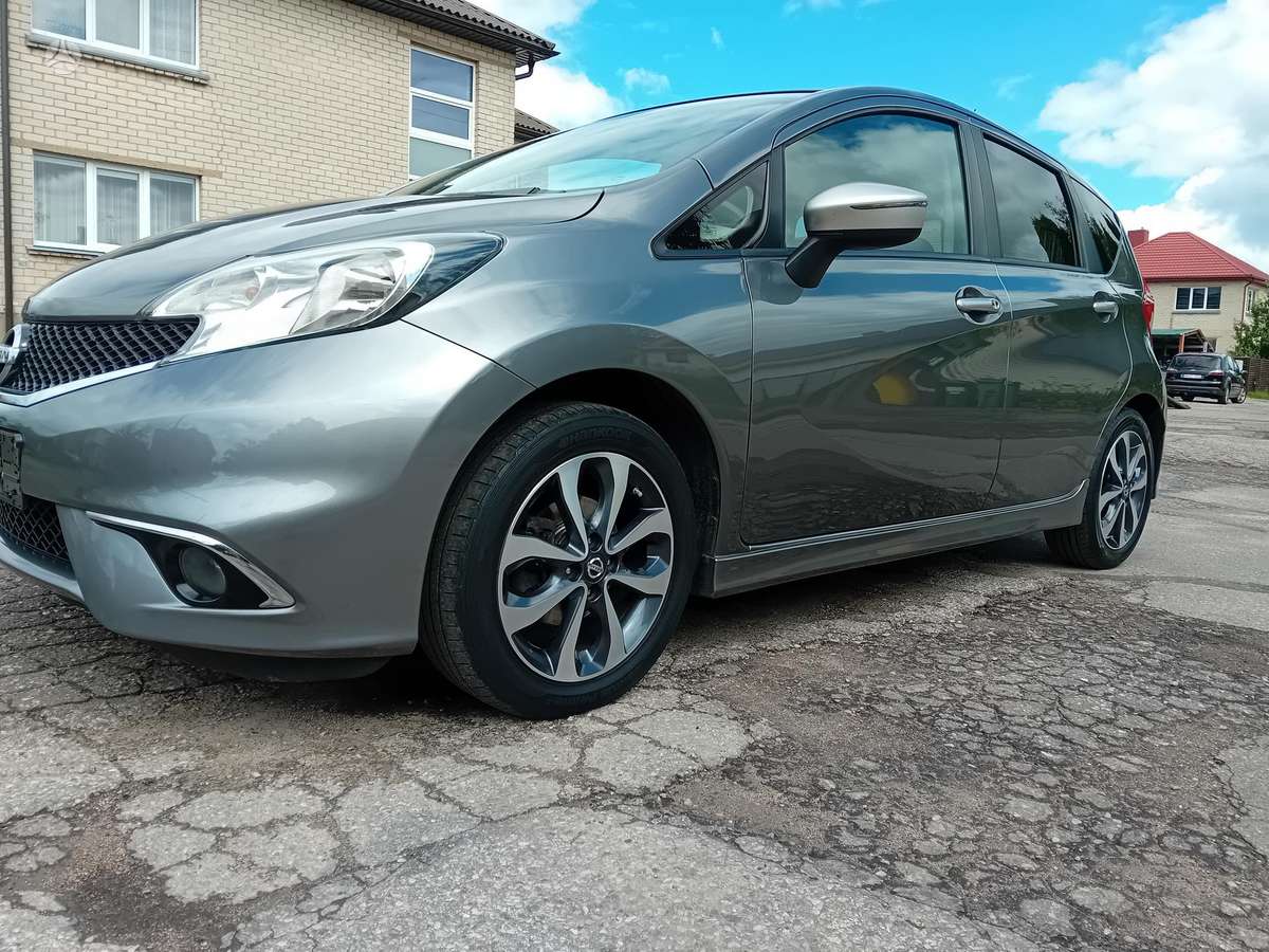 Nissan Note, 1.2 l., Хэтчбек