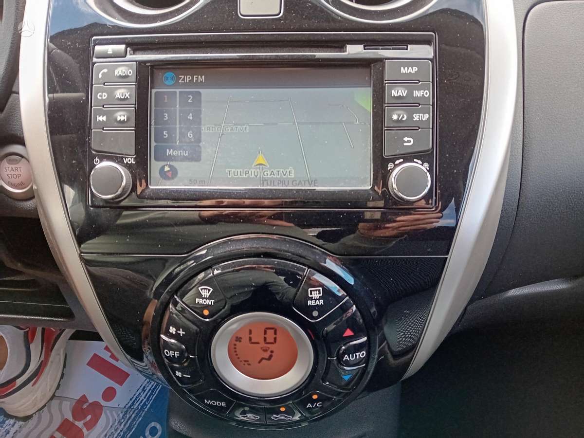 Nissan Note, 1.2 l., hatchback