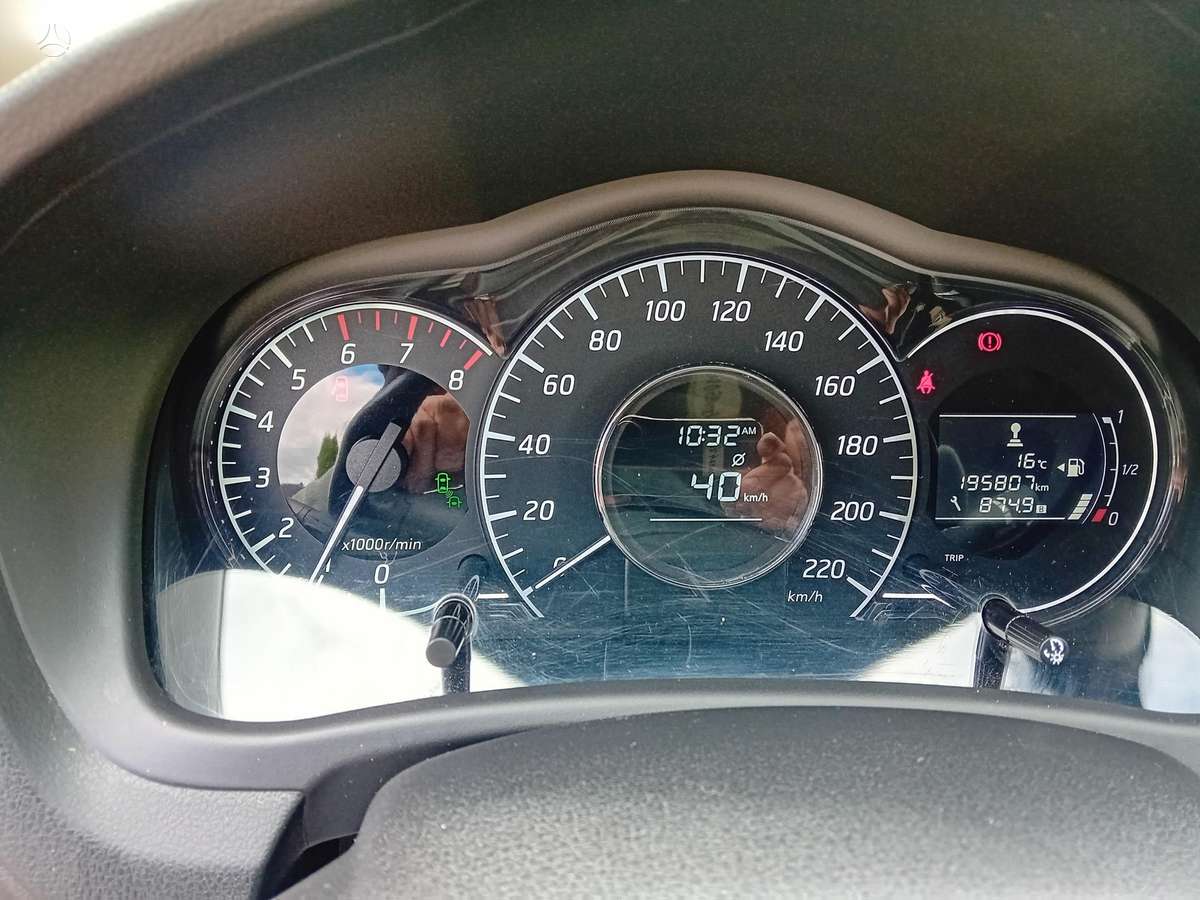 Nissan Note, 1.2 l., Хэтчбек