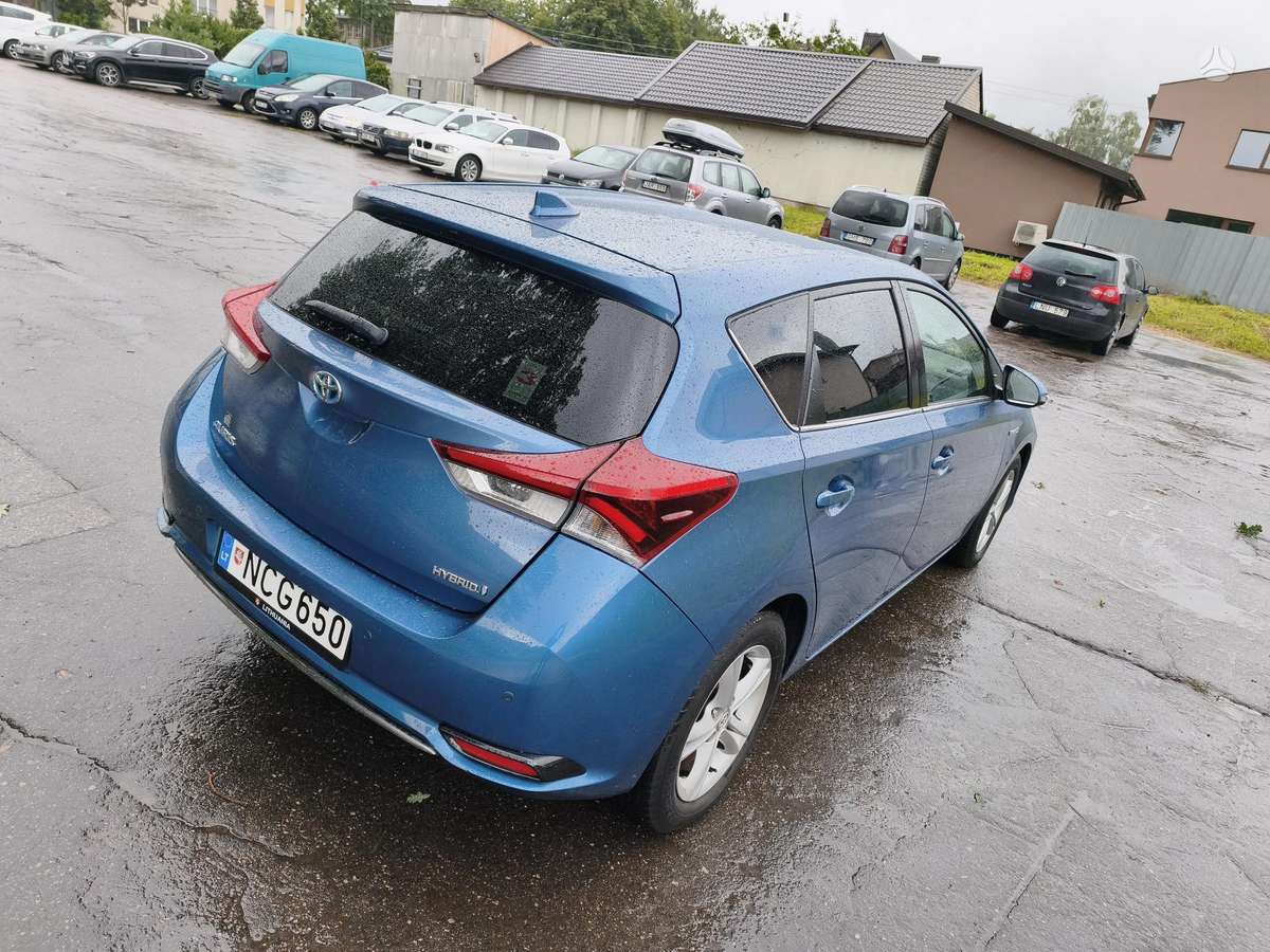 Toyota Auris - 5