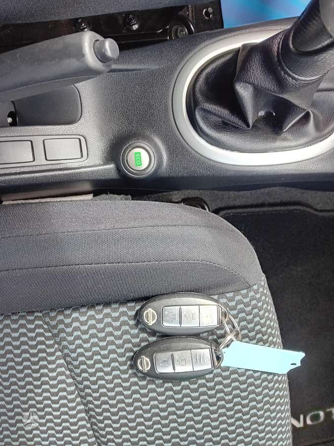 Nissan Note, 1.2 l., hatchback
