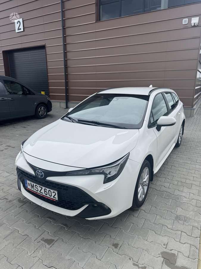 Toyota Corolla - 1