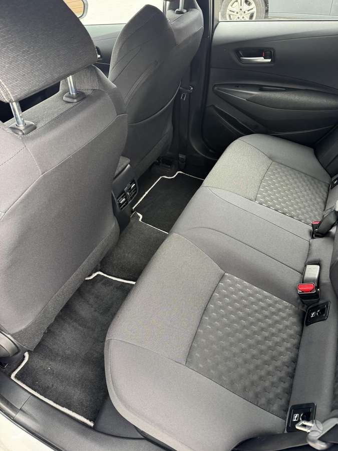 Toyota Corolla - 6