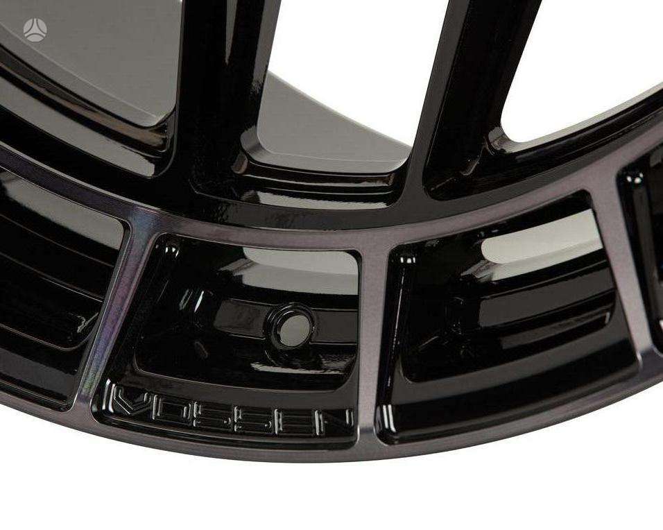 Vossen HFX1, lengvojo lydinio, R22