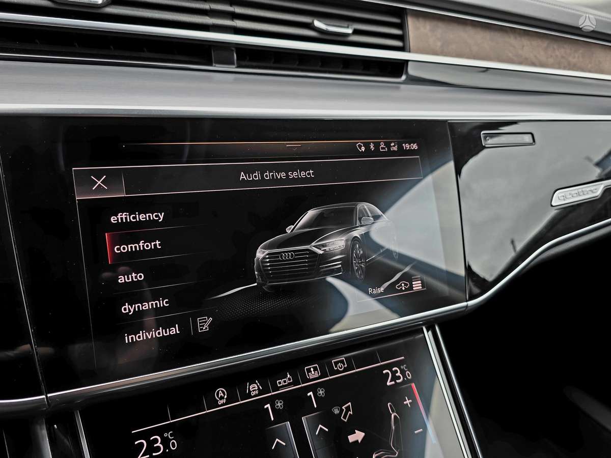 Audi A8, 3.0 l., sedanas