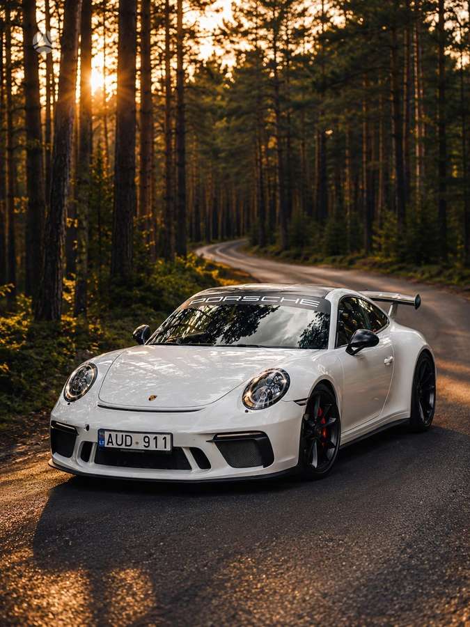 Porsche 911 - 4