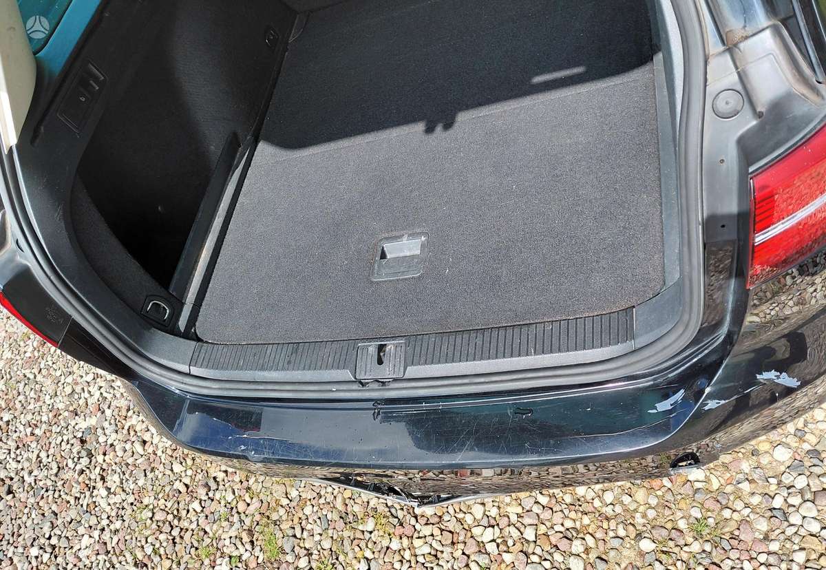 Volkswagen Passat, 2.0 l., Универсал