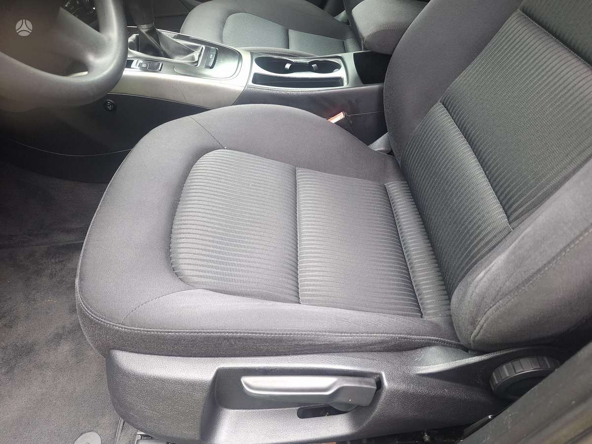 Audi A4, 1.8 l., Седан