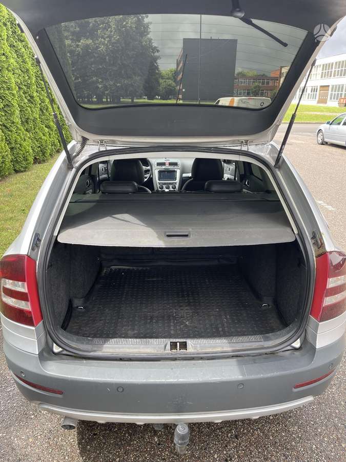 Škoda Octavia Scout - 7