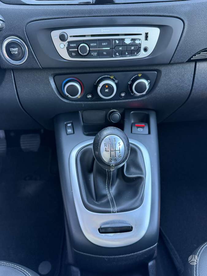 Renault Scenic, 1.2 l., Минивэн