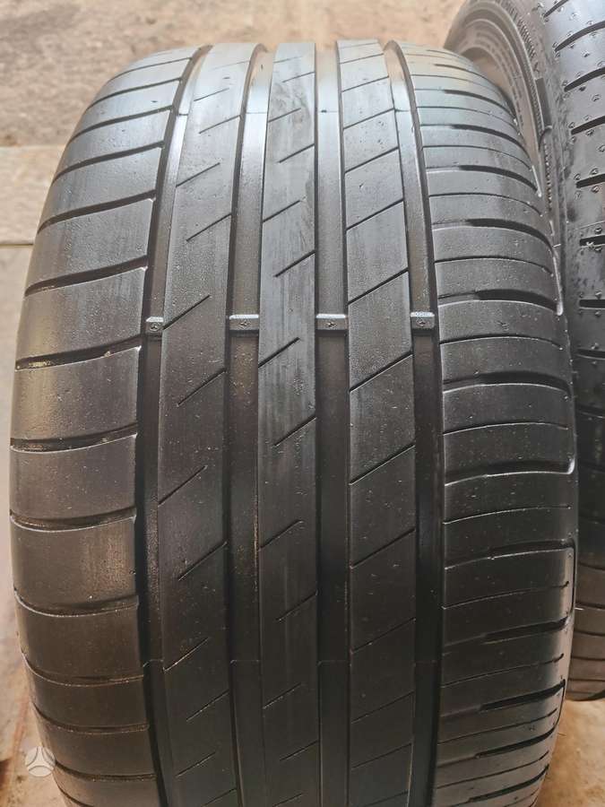 Goodyear, летние 245/40 R18