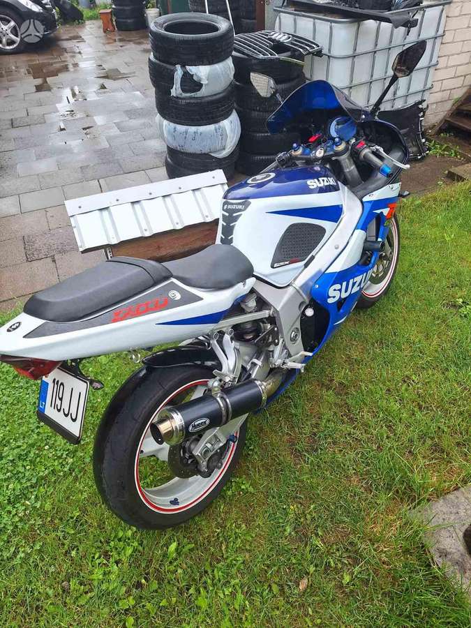 Suzuki GSX-R, спортбайки / superbikes