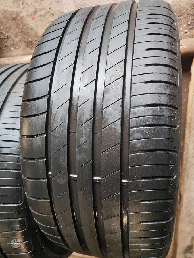 Goodyear, летние 245/40 R18