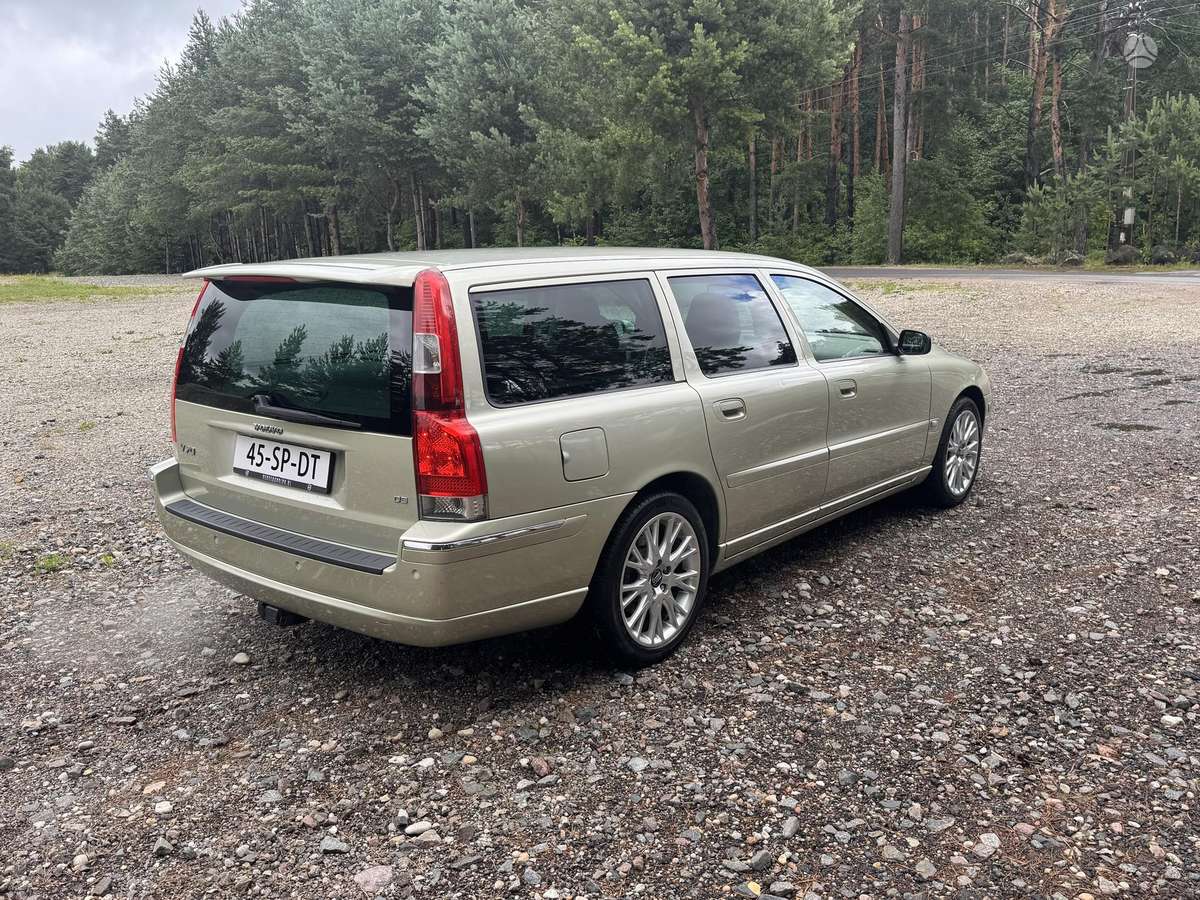 Volvo V70, 2.4 l., wagon