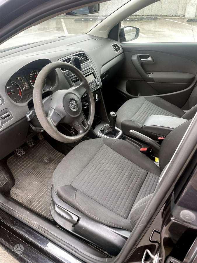 Volkswagen Polo - 8