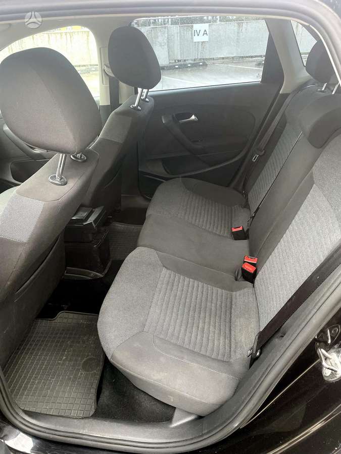 Volkswagen Polo - 9