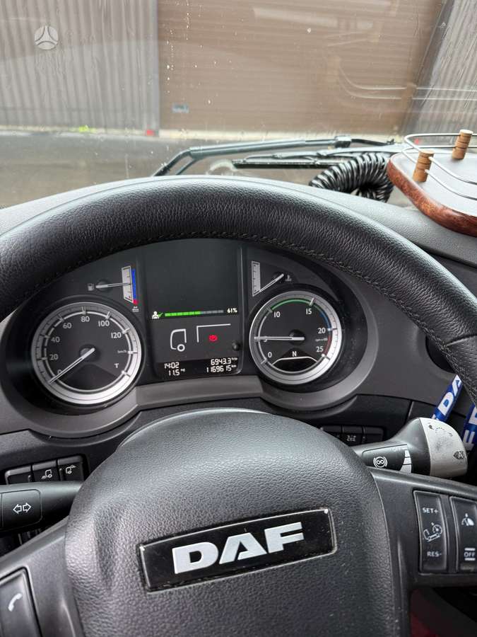 DAF XF, 2 спальных места