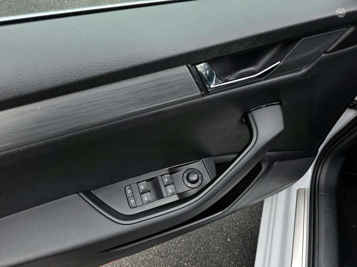 Skoda Superb, 2.0 l., Универсал