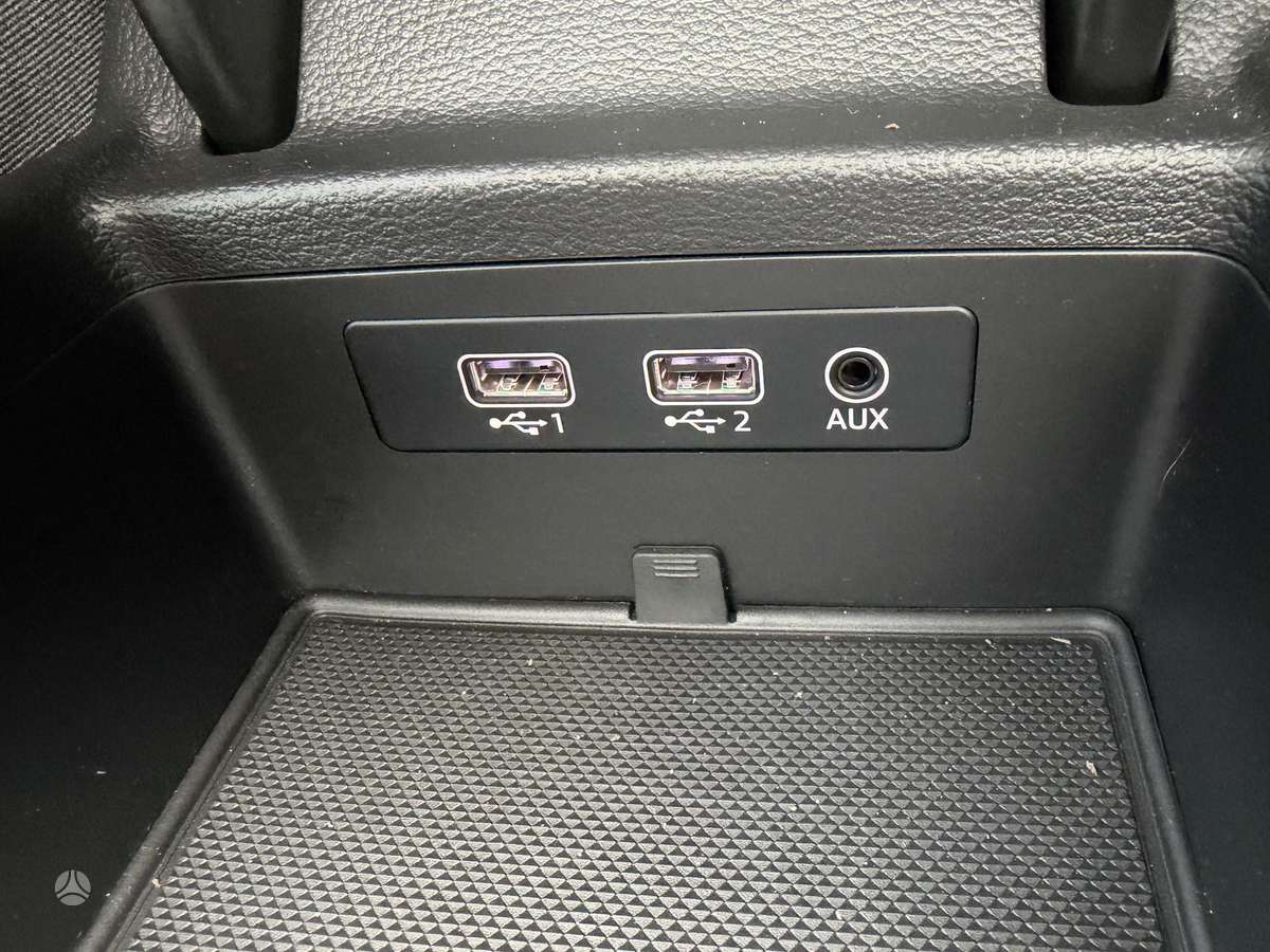 Audi A4, 2.0 l., Седан