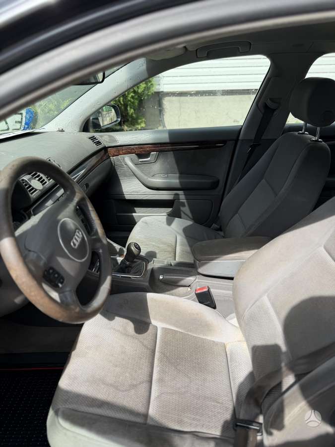 Audi A4, 1.9 l., Седан