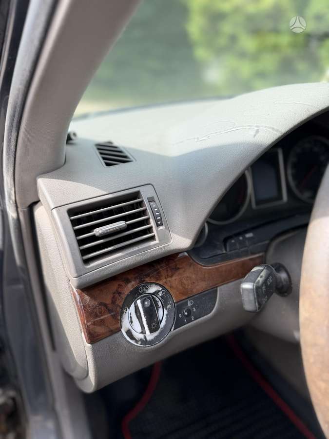 Audi A4, 1.9 l., sedanas
