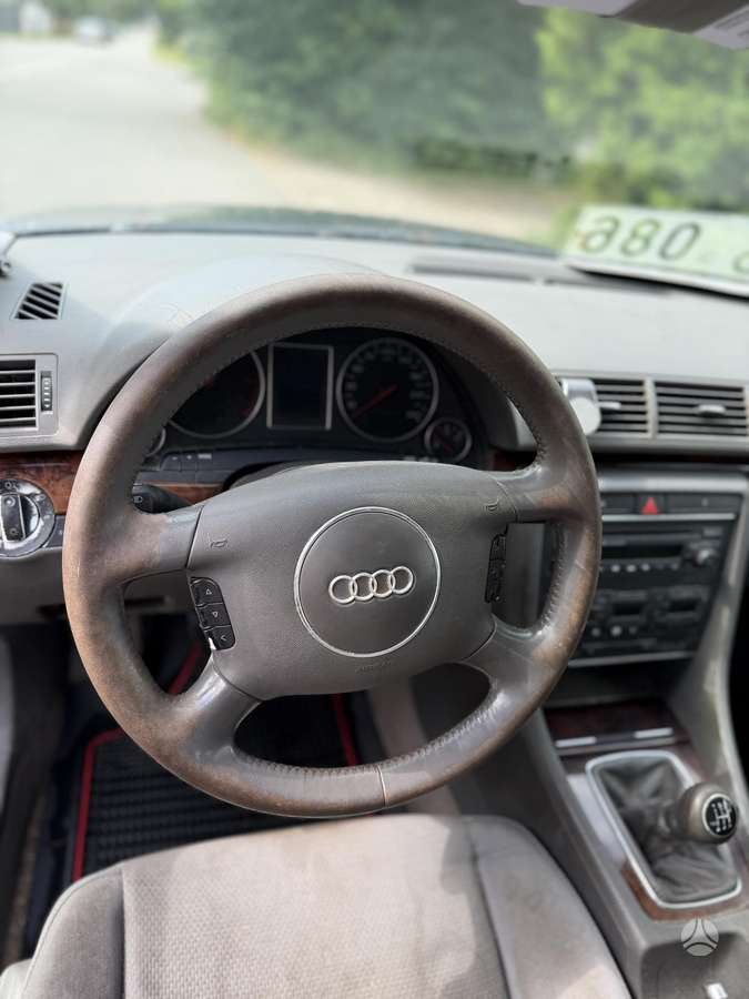 Audi A4, 1.9 l., sedanas