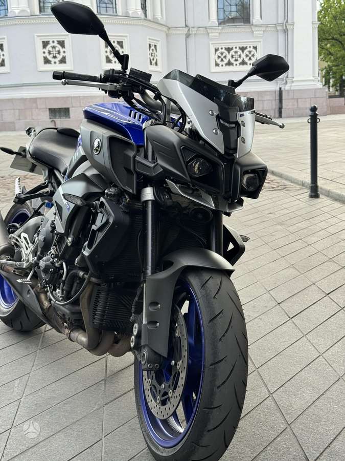 Yamaha MT 10 1000cc, street / classic