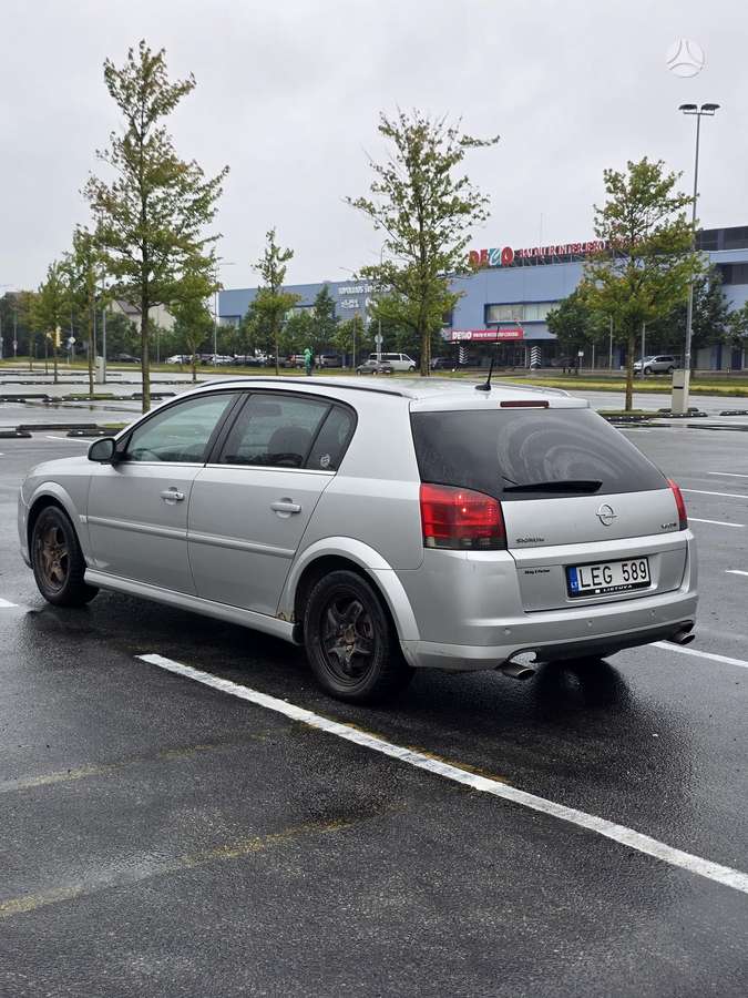 Opel Signum, 3.0 l., hatchback