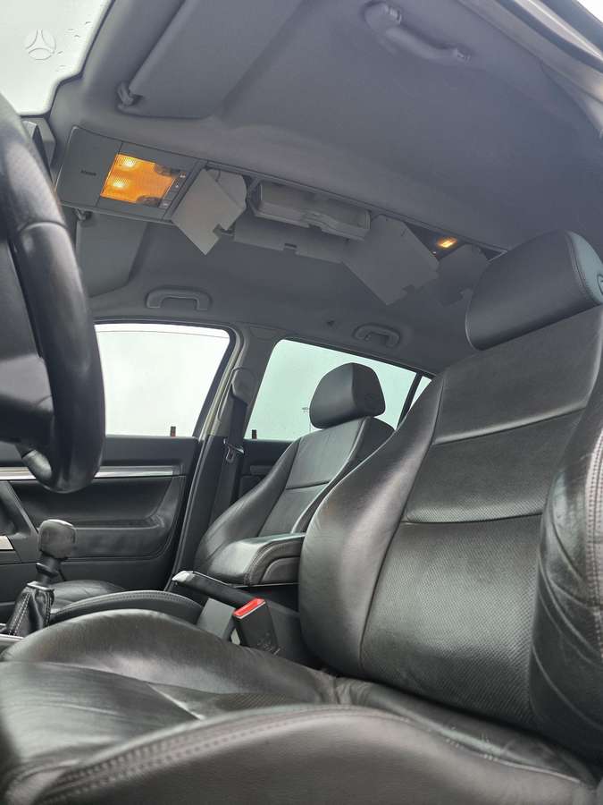 Opel Signum, 3.0 l., hatchback