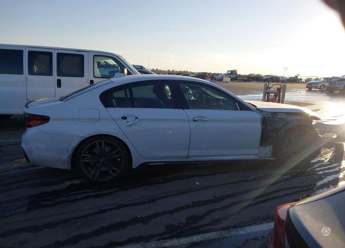 BMW M550, 4.4 l., Седан