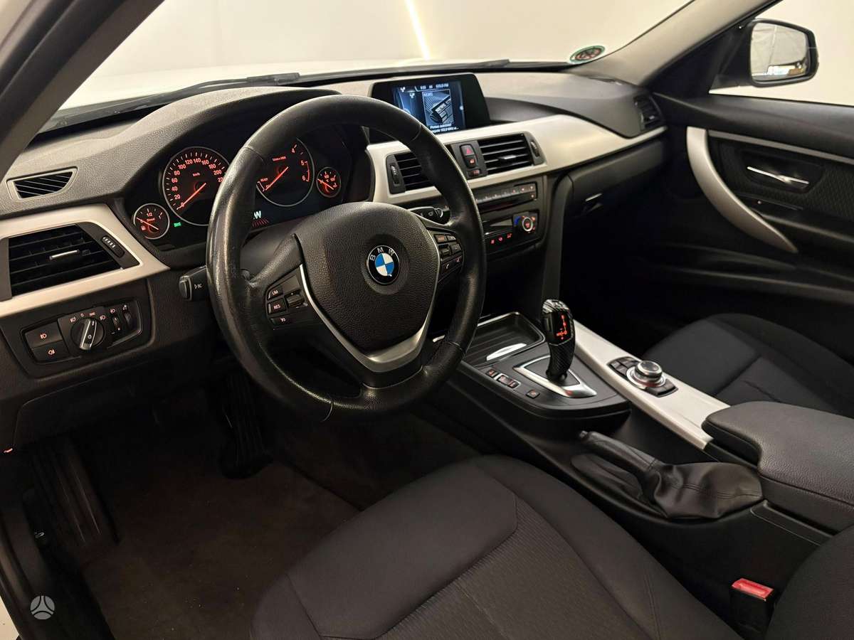 BMW 320, 2.0 l., wagon