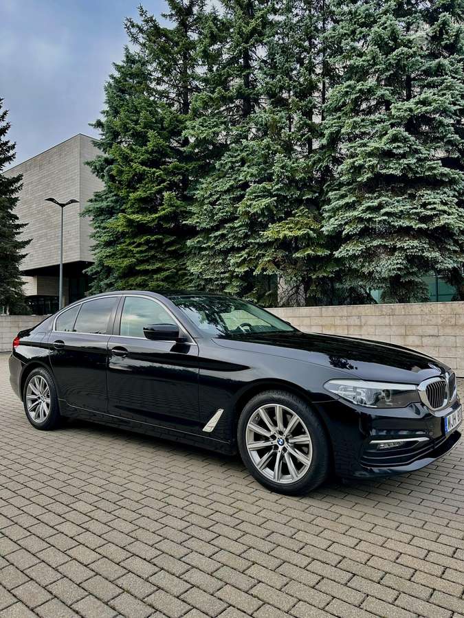 BMW 520, 2.0 l., Седан