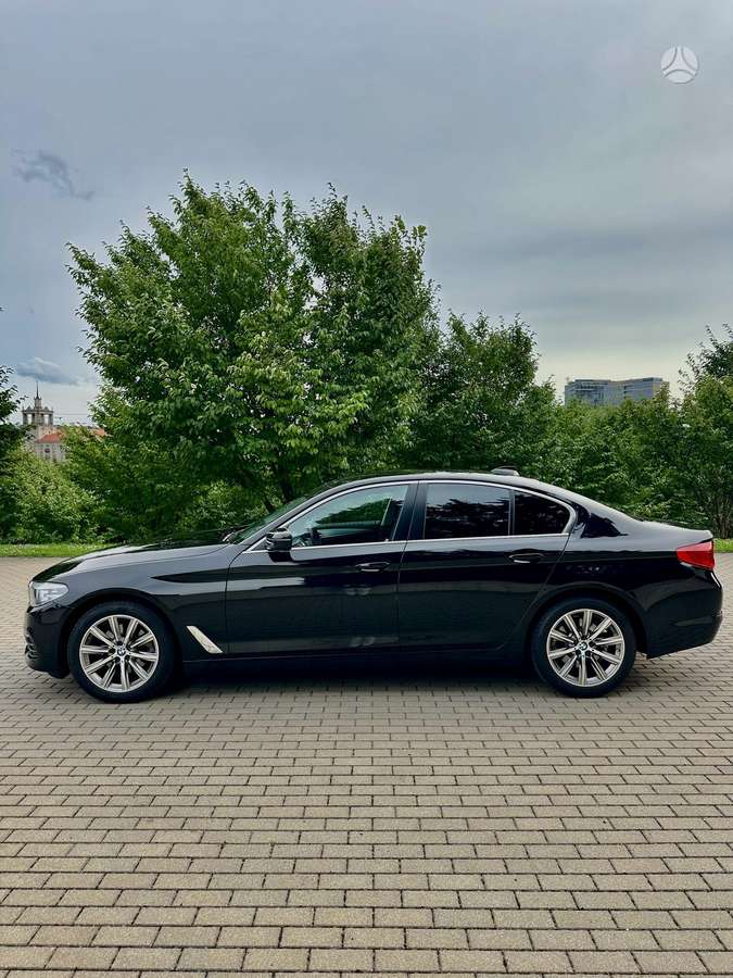 BMW 520, 2.0 l., Седан