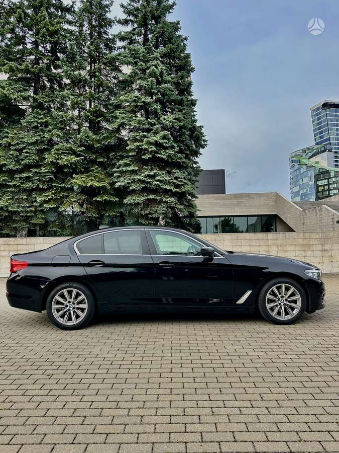 BMW 520, 2.0 l., Седан