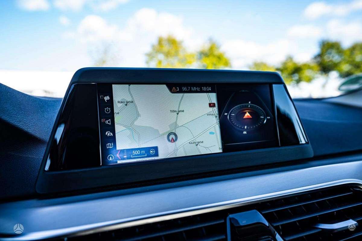 BMW 520, 2.0 l., Седан