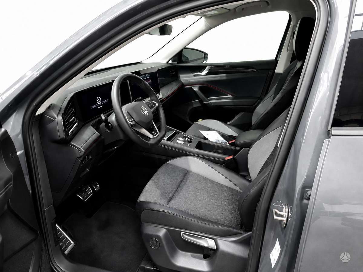 Volkswagen Tiguan - 3