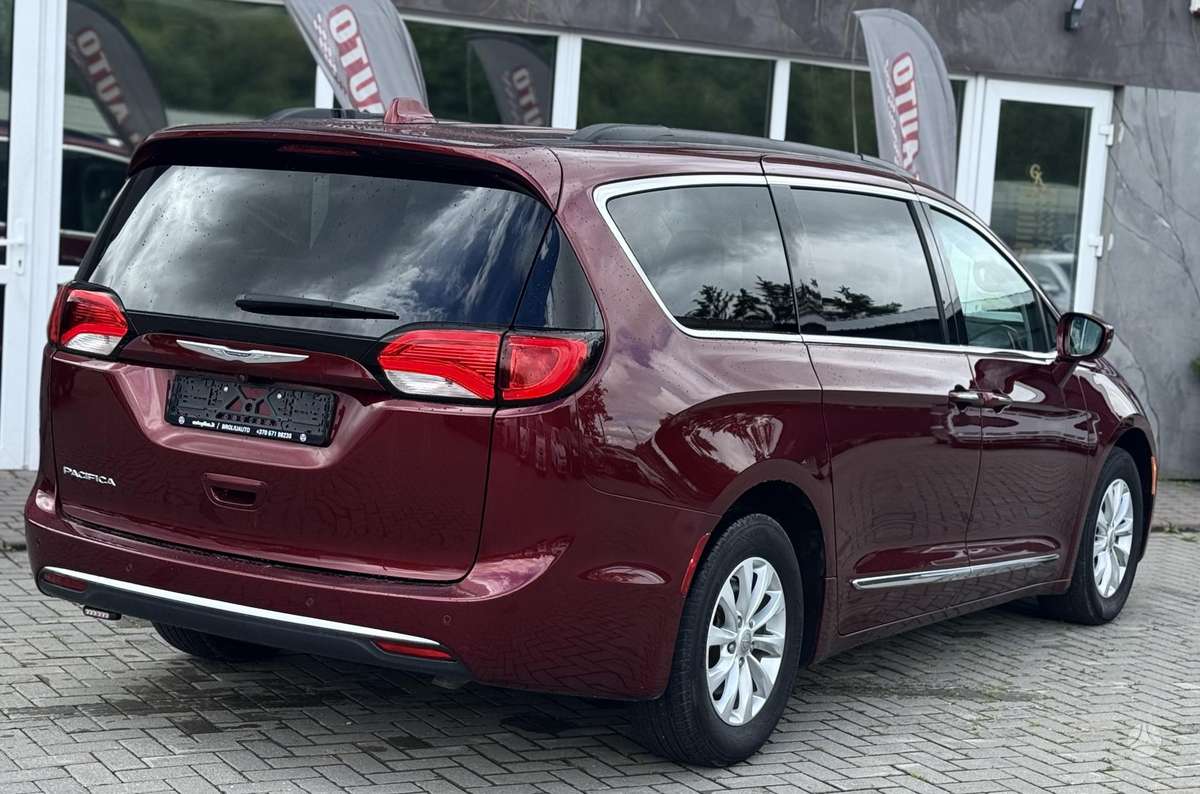 Chrysler Pacifica, 3.6 l., Минивэн