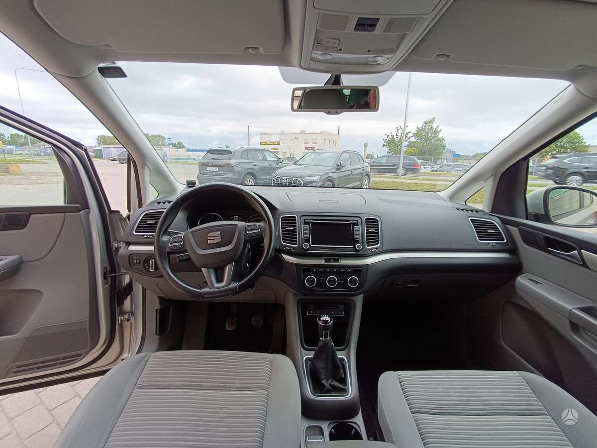 Seat Alhambra, 2.0 l., Минивэн