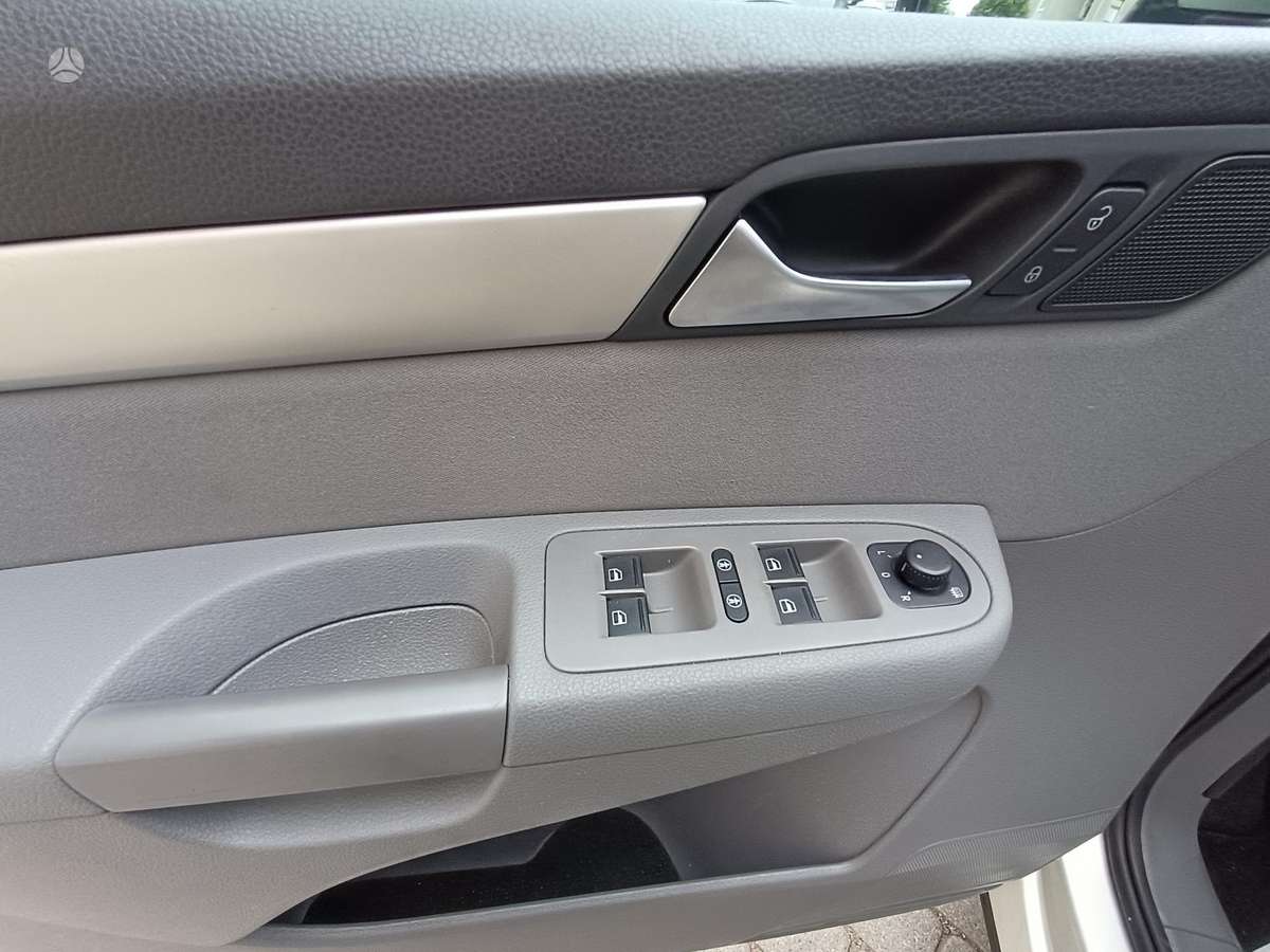 Seat Alhambra, 2.0 l., Минивэн