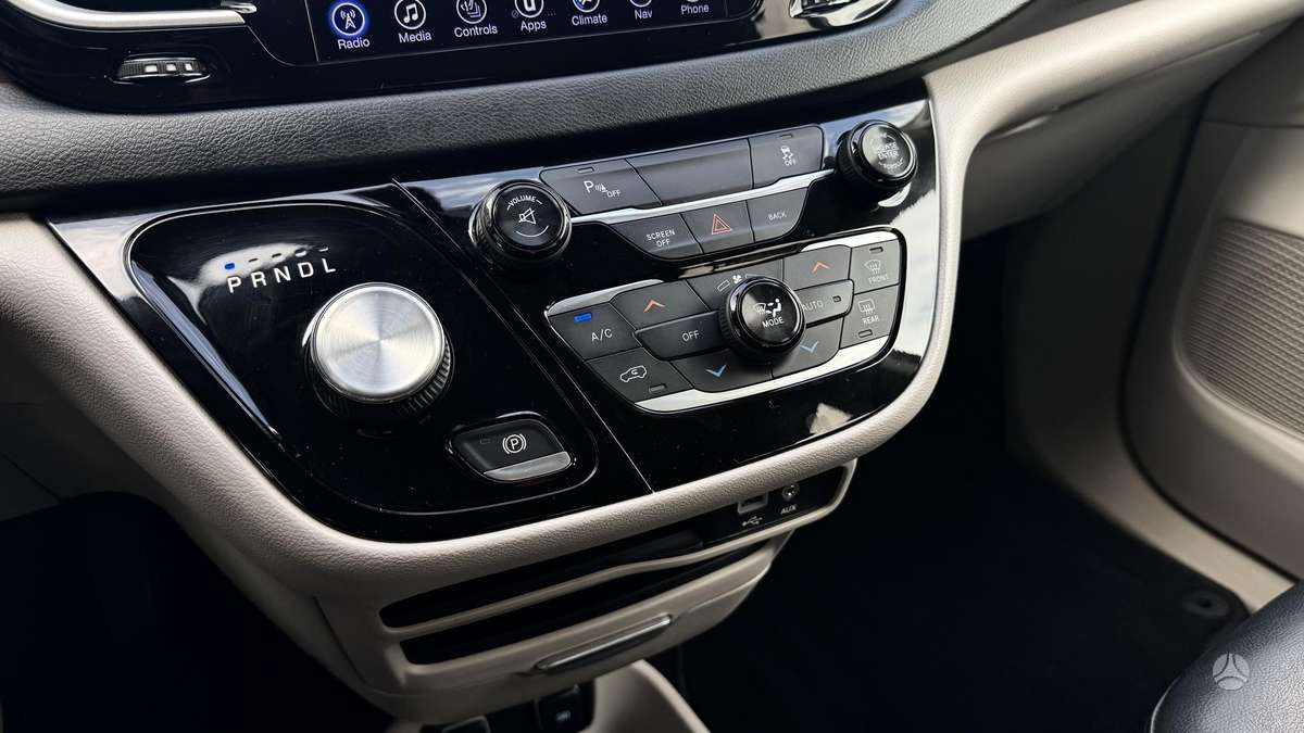 Chrysler Pacifica, 3.6 l., Минивэн