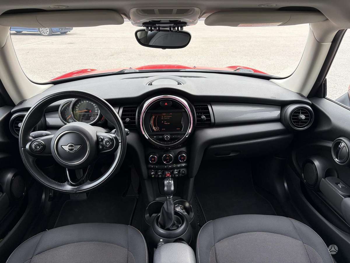 Mini Cooper, 1.5 l., Хэтчбек