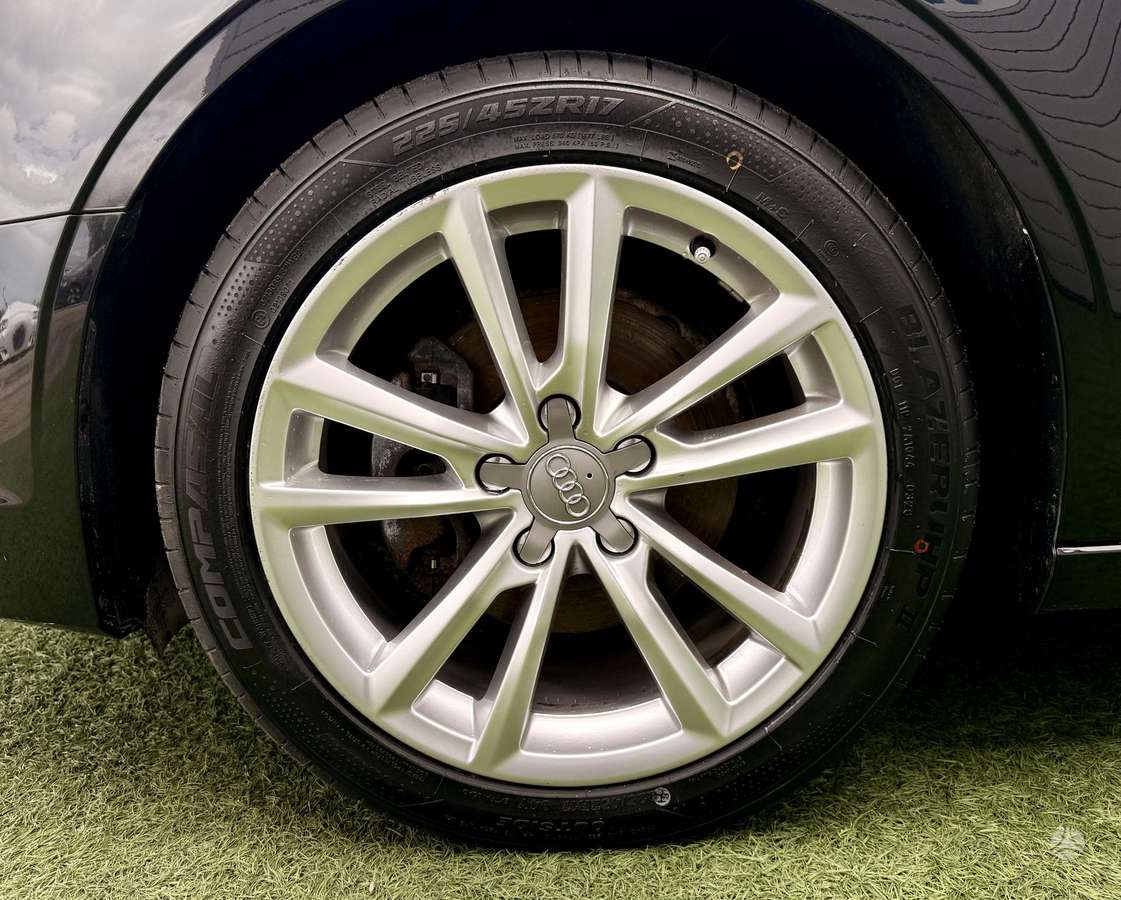 Audi A3, 1.4 l., Седан