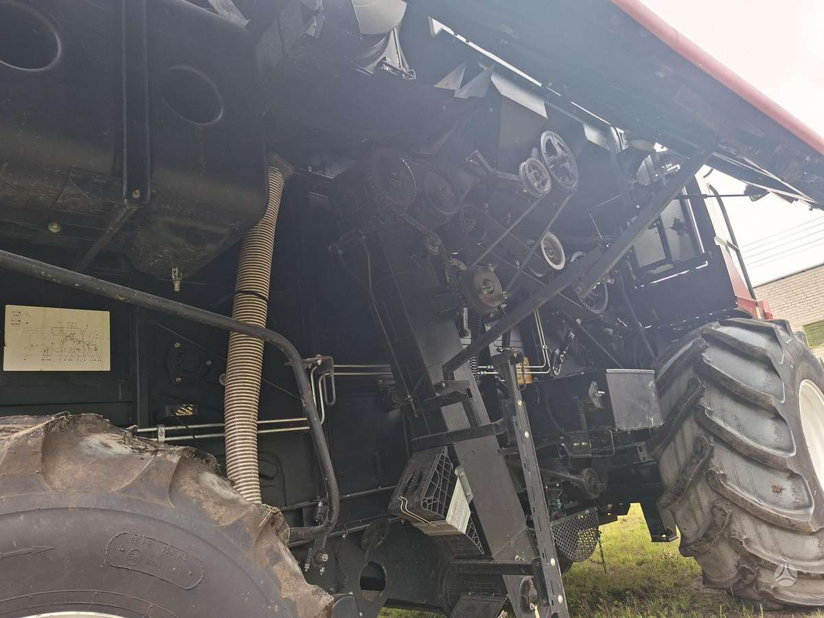 Rostselmash Acros 580, combine harvesters