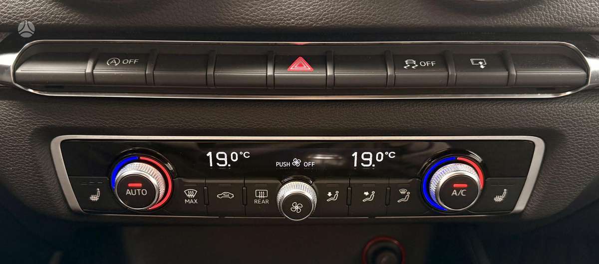Audi A3, 1.4 l., Седан