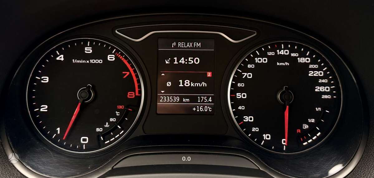 Audi A3, 1.4 l., Седан